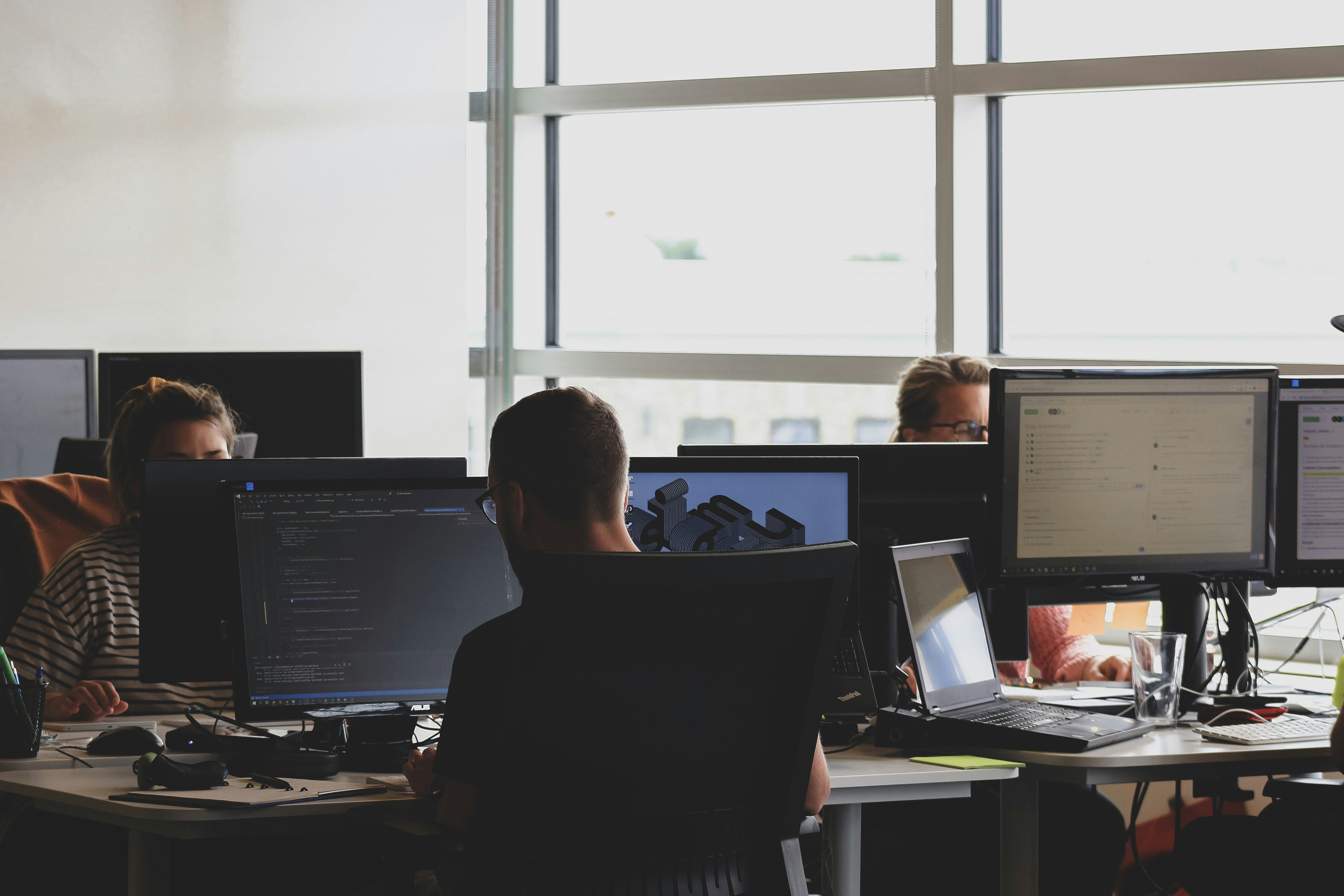 How to Choose a Mobile App Development Company in 2026: 12 Questions to Ask Before You Sign